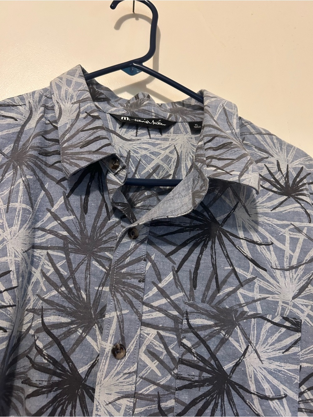 Travis Mathew Palm-Print Short Sleeve XL Multicolor Poly Cotton Spandex - Picture 6 of 8